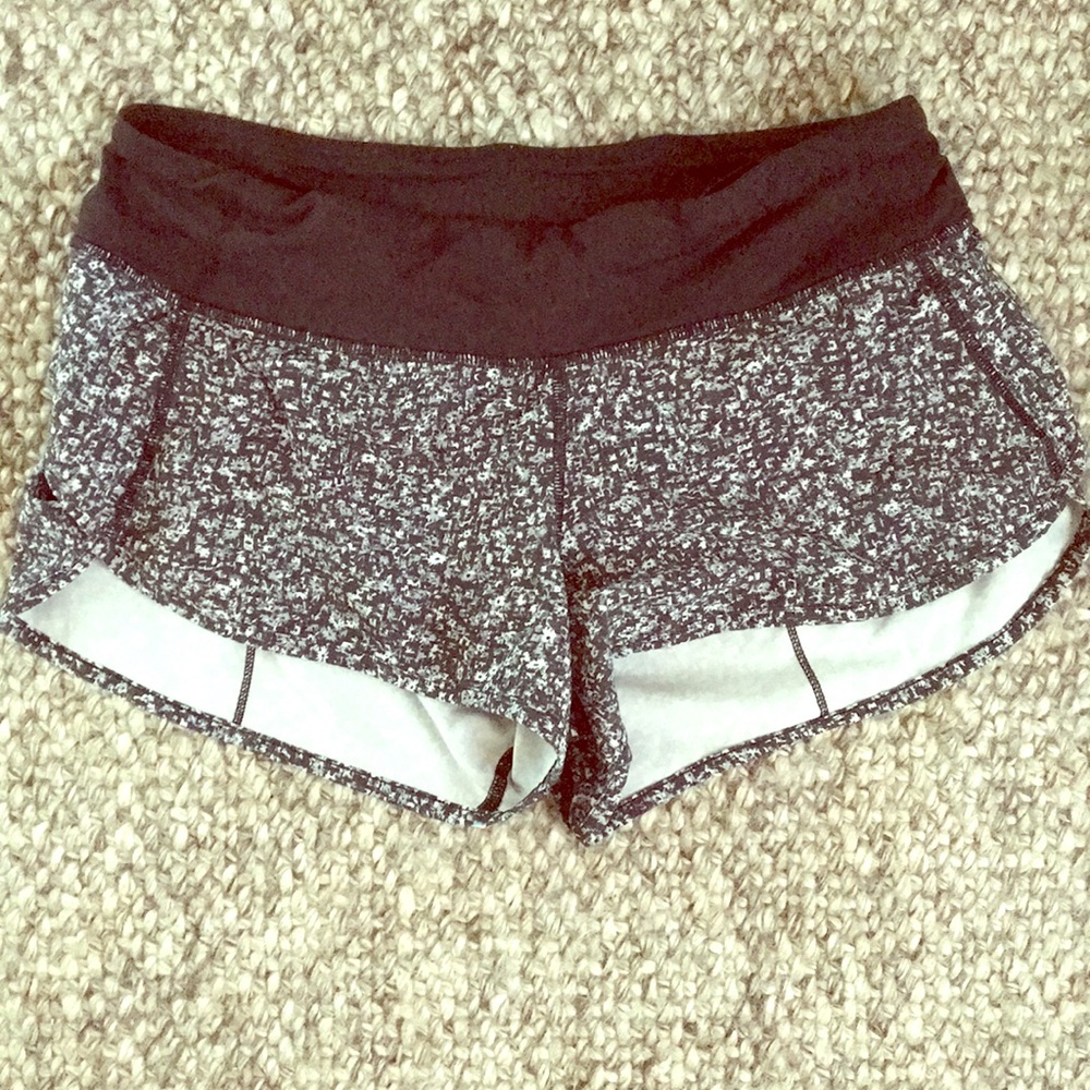 Lululemon Speed Up Short 2.5” size 4